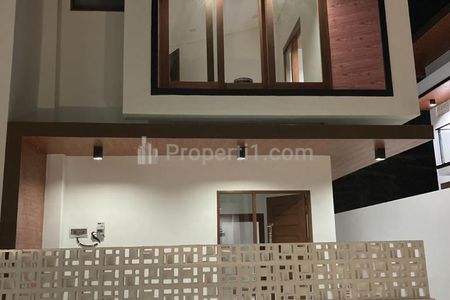 Dijual Rumah Villa 2 Lantai 2 Kamar Tidur Area Beach Club di Jimbaran Badung Bali