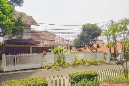 Dijual Rumah Hook di Jati Padang Jakarta Selatan