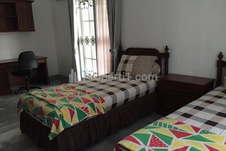 Disewakan Rumah 2 Lantai Fully Furnished di Kuningan, Jakarta Selatan