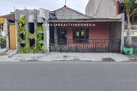 Dijual Tanah Strategis Bonus Bangunan di Njeron Beteng Kraton Jogja Dekat Alun-alun Kidul Jogja