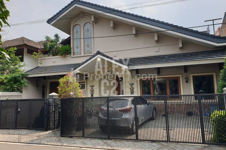 Dijual Rumah di Pondok Indah Kebayoran Lama Jakarta Selatan