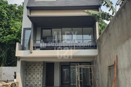 For Sale Town House di Kemang Mampang Prapatan Jakarta Selatan