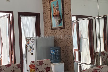 Disewakan Rumah Cantik Terawat Furnished di Tangerang Selatan, Dekat LRT/MRT Lebak Bulus