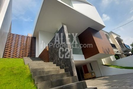 Jual Rumah Baru Modern di Pondok Indah, Jakarta Selatan