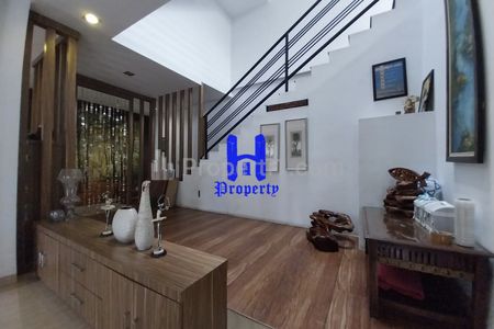 Dijual Cepat Rumah Hook Fully Furnished di Komplek Royal Sumatera Cluster Topaz Medan