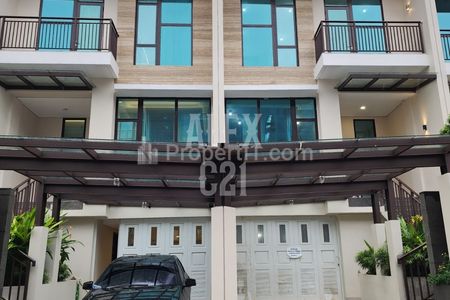 Dijual Rumah di Pondok Indah Kebayoran Lama Jakarta Selatan