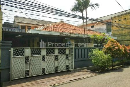 Dijual Rumah di Komplek di Cidodol, Grogol Selatan, Kebayoran Lama, Jakarta Selatan