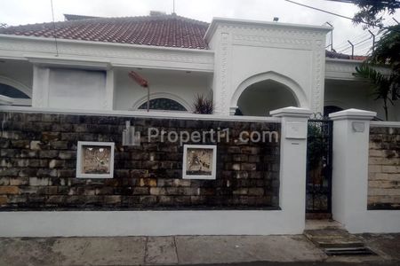 Dijual Rumah di Rawa Simprug, Grogol Selatan, Kebayoran Lama, Jakarta Selatan