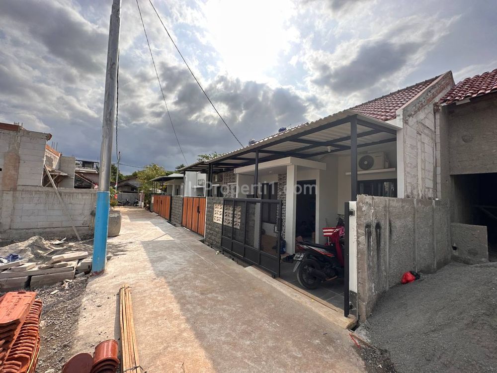 Jual Rumah Minimalis Harga Ekonomis Bambu Apus House di Cipayung, Jakarta Timur