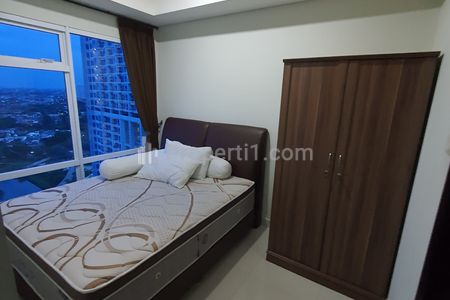 Sewa Apartemen Puri Mansion 2+1BR Full Furnished View Kolam, Kembangan