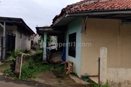 Jual Rumah Kampung Pinggir Jalan di Depok