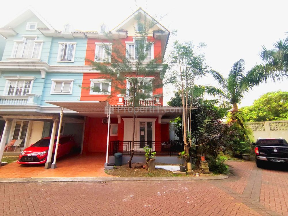 Jual Rumah Omaha Village Gading Serpong Type Hoek Full Furnished