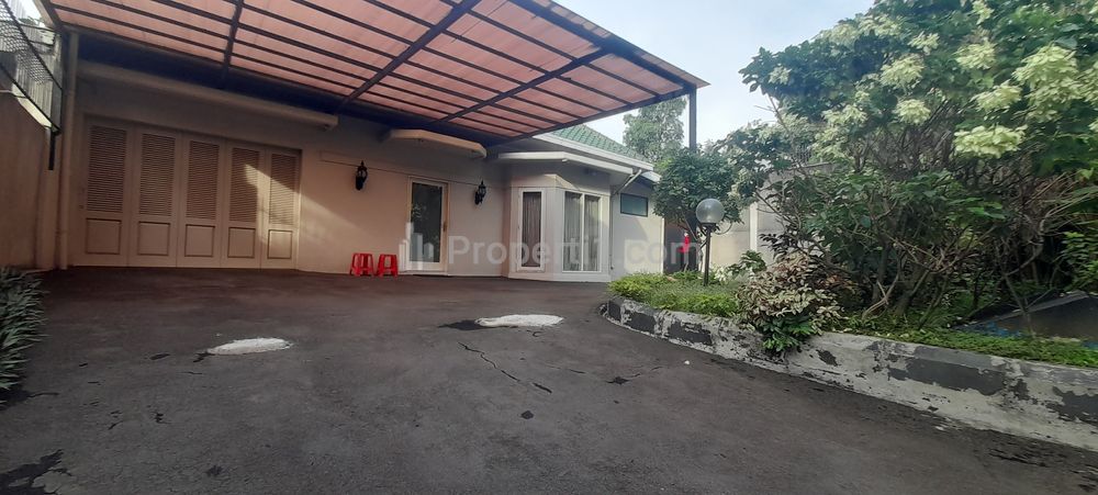 Sewa Rumah Siap Huni Strategis di Menteng, Dekat Sudirman, Thamrin, Jakarta Pusat