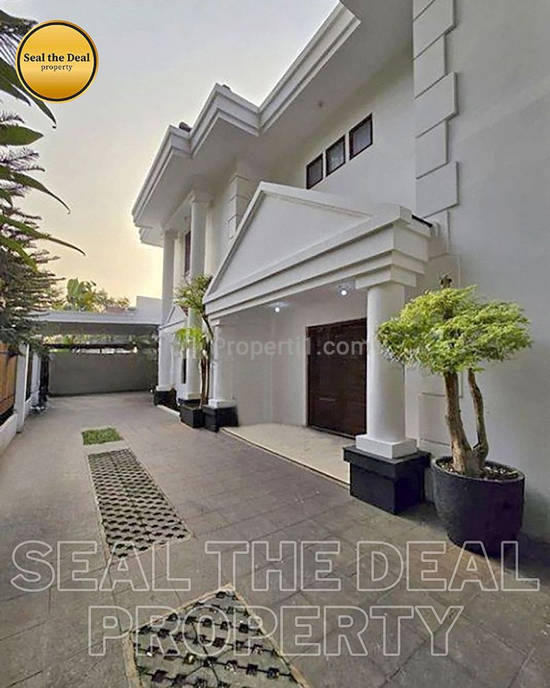 Disewakan Rumah Luas di Cipete/Kemang/Cilandak Jakarta Selatan STD108