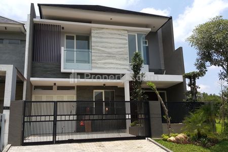 Dijual Rumah Citraland Surabaya Area Depan Siap Huni