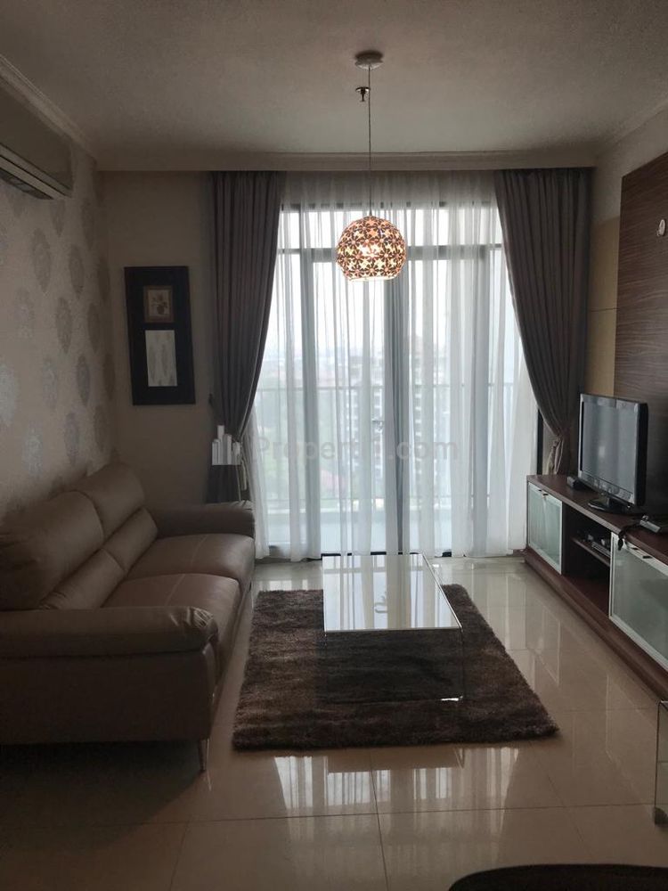 Sewa Apartemen Hamptons Park Dekat Sekolah JIS - 2+1 BR Full Furnished