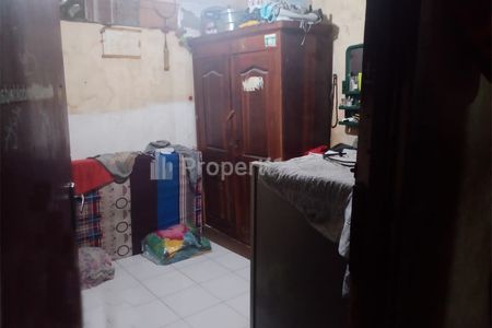 Jual Kost 7 Kamar Penuh Terisi Dekat Stasiun Kereta Api Tebet Jakarta Selatan