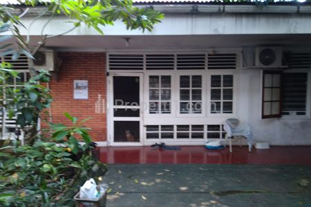 Dijual Rumah 5 Kamar Tidur Siap Huni di Kelapa Dua, Jakarta Barat