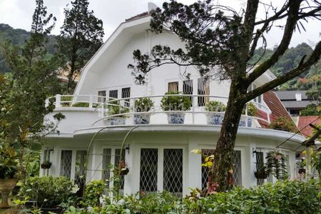 Dijual Villa di Jalan Ciloto, Cipanas, Cianjur, Puncak, Jawa Barat