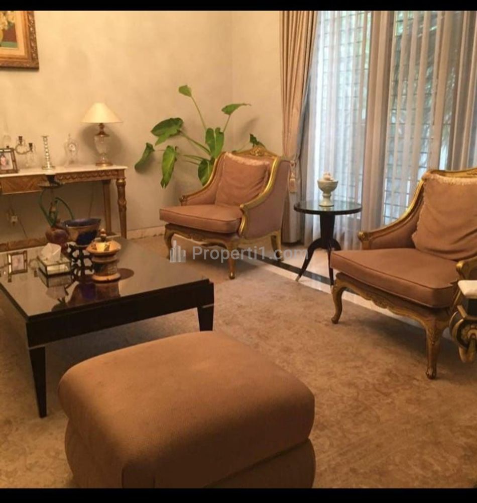Jual Rumah Mewah SHM di Menteng, Ada Kolam Renang, Strategis, Dekat Sudirman, Thamrin, Jakarta Pusat