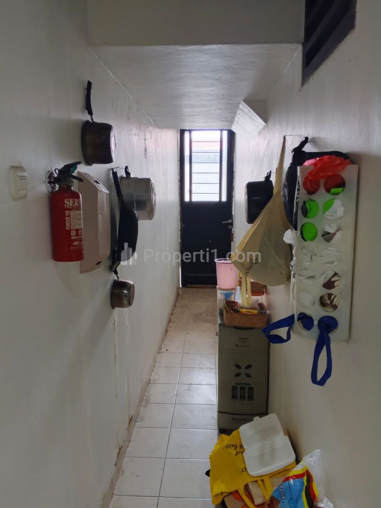 Dijual Rumah Komplek Strategis Dekat Pakubuwono di Cipulir, Kebayoran Lama, Jakarta Selatan