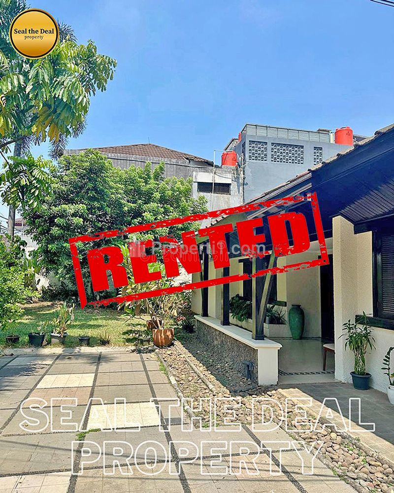 Disewakan Rumah Luas di Area Kemang/Pejaten/Ampera STD542