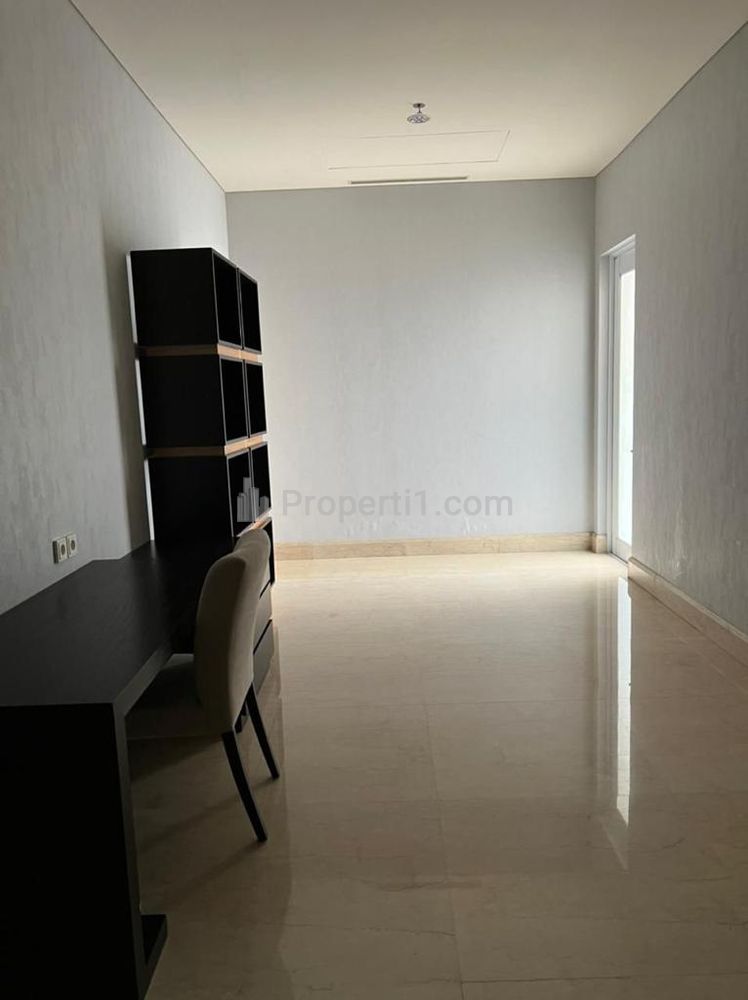 For Rent Apartment Pakubuwono Signature Strategic Location In South Jakarta - 4+1 BR Fully Furnished