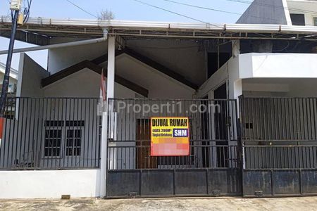 Dijual Rumah Kosong SHM di Klampis Semolo Timur Surabaya