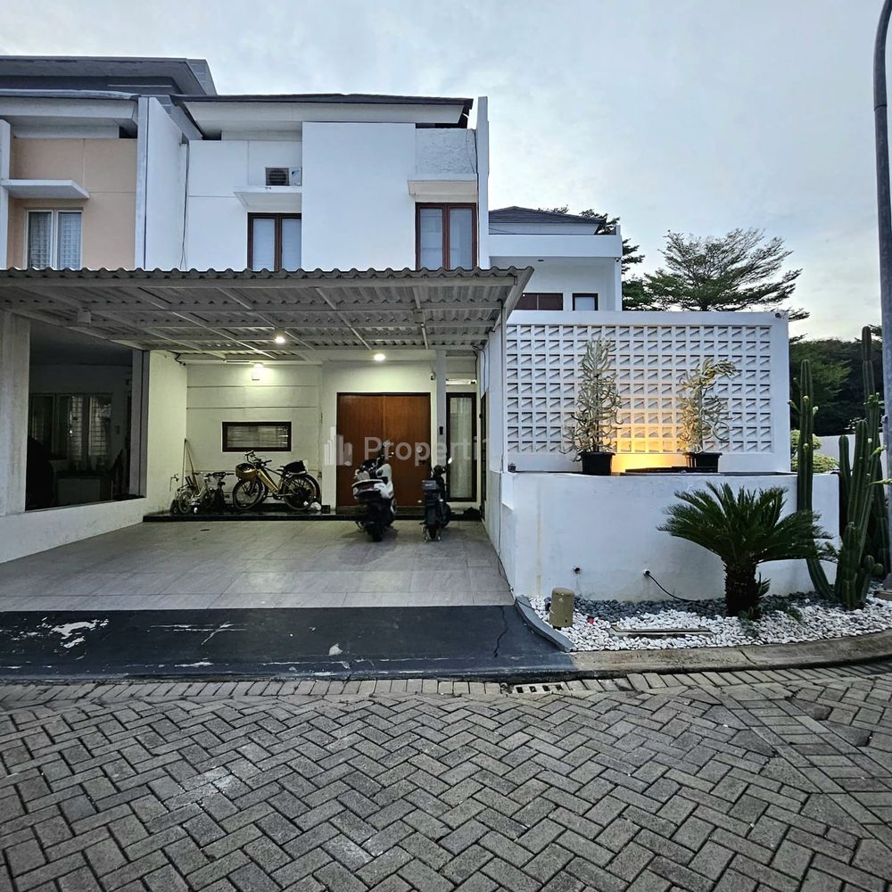 Tampak depan 