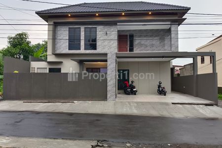 Dijual Rumah Baru Mewah Modern di Maguwoharjo Sleman Yogyakarta, Dekat Kampus UPN, AMIKOM, Pakuwon Mall