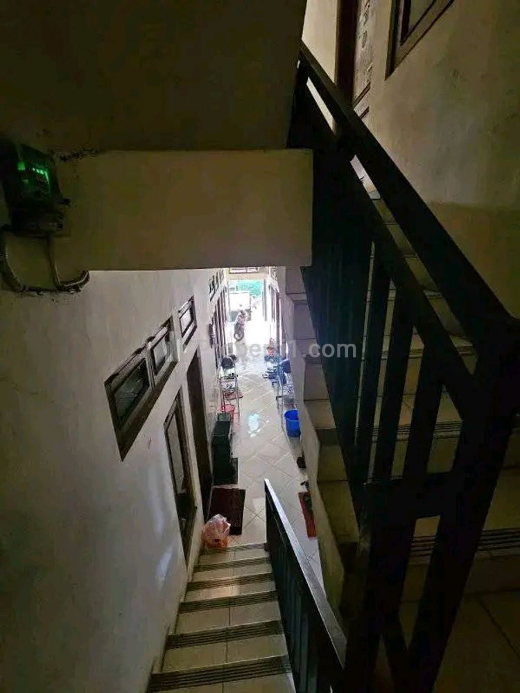 Dijual Segera Kost Aktif Full Penghuni di Ngesrep Timur Dekat Undip Polines Exit Tol Tembalang Semarang