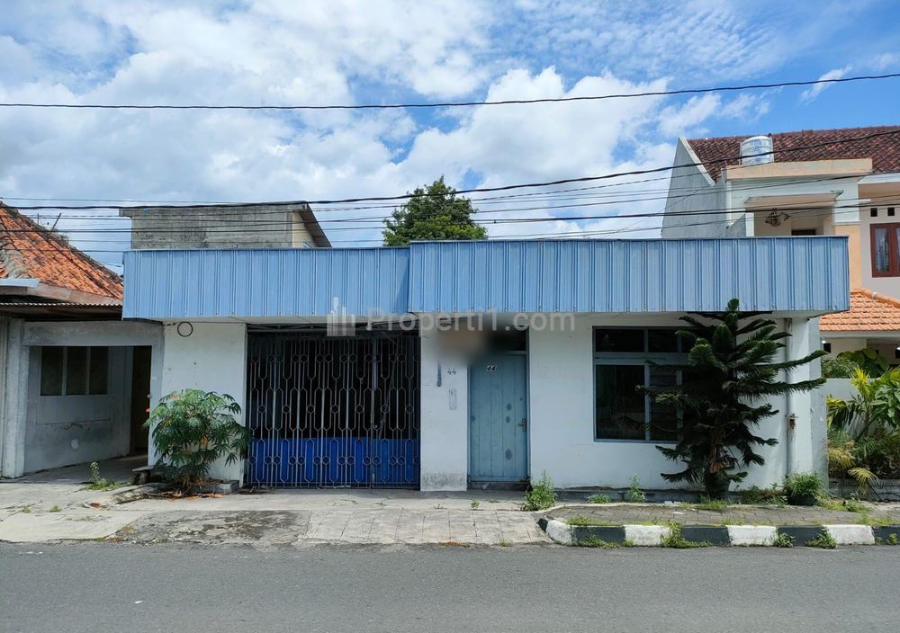 Dijual Tanah Strategis Bonus Bangunan Pinggir Jalan Raya Suryopranoto Pakualaman Yogyakarta