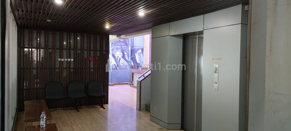 Jual Cepat Gedung di Jalan Johar, Kebon Sirih, Menteng, Jakarta Pusat