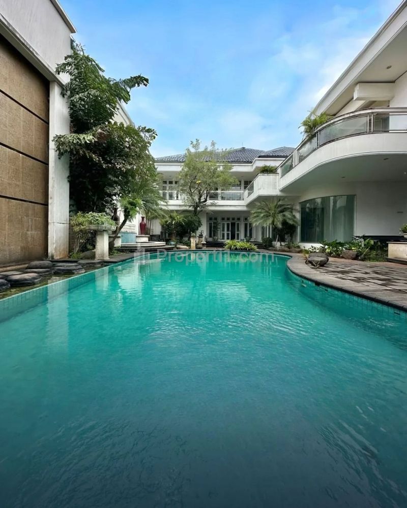 Dijual Rumah Luas & Mewah di Perumahan Bukit Cinere Indah, Cinere