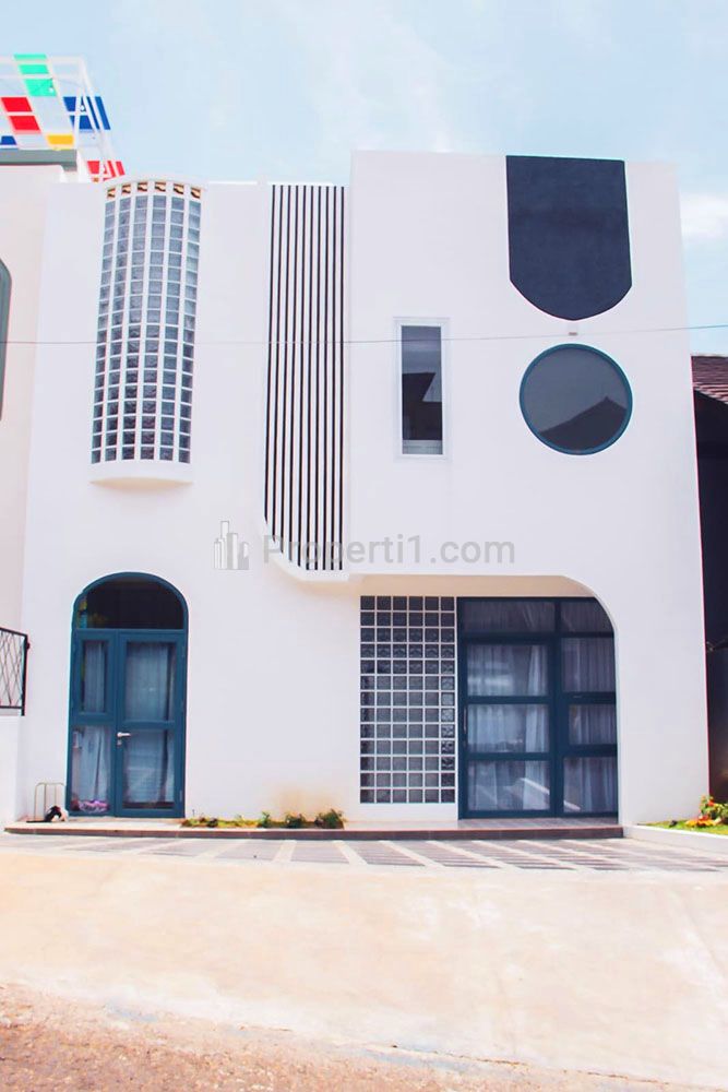 Jual Rumah Modern Beach House Full Furnish View Kota Bandung di Resort Dago Pakar