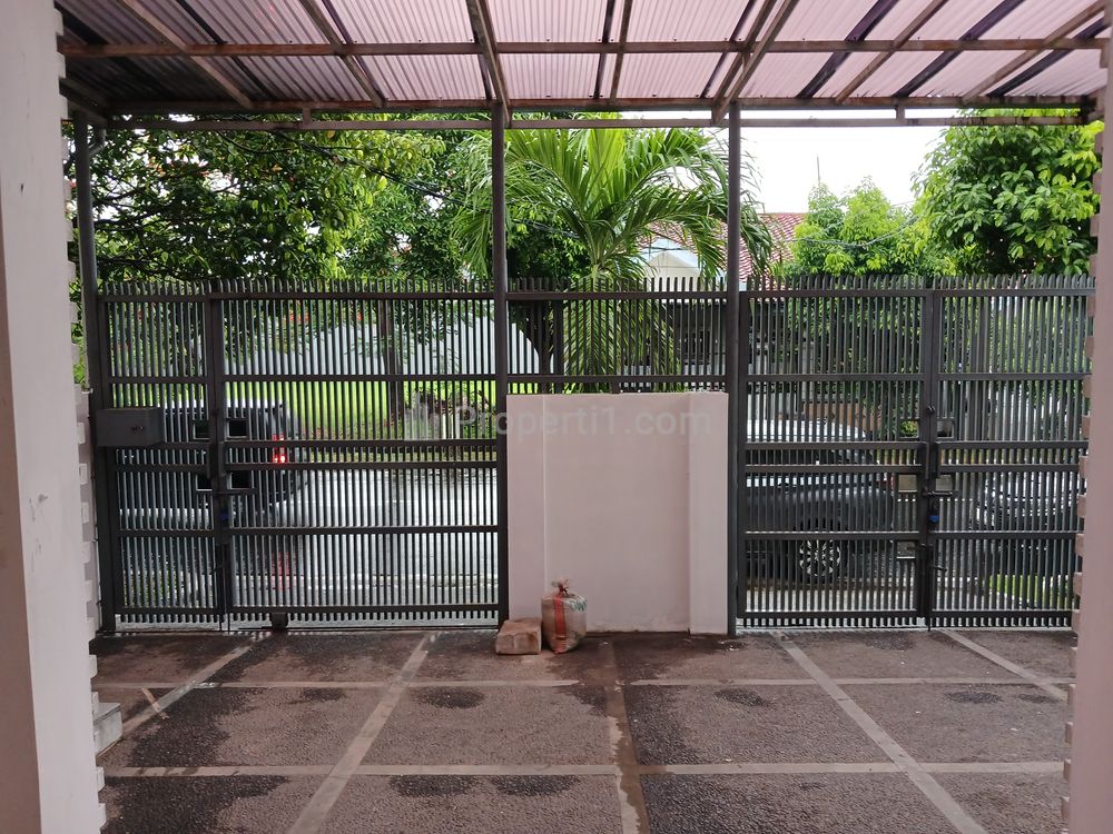 Disewakan Rumah Bersih dan Siap Huni di Taman Semanan Indah, Jakarta Barat