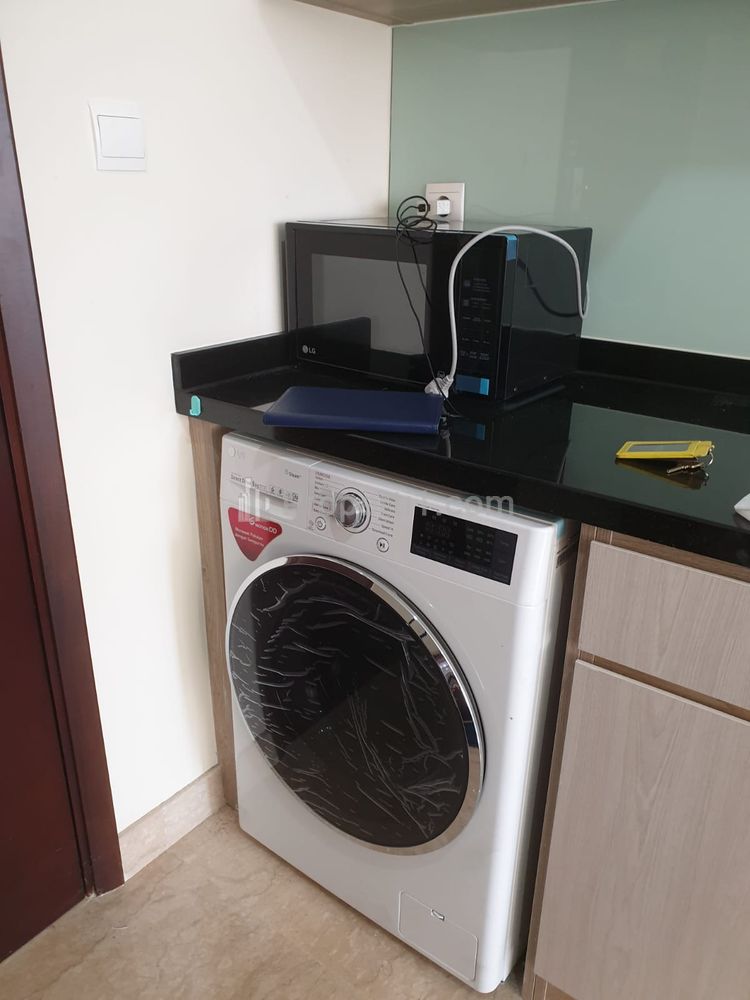 Sewa Apartemen Menteng Park Tipe Studio Fully Furnished, Dekat Taman Ismail Marzuki, RSCM, Bunda Hospital, dan Kampus UI Salemba