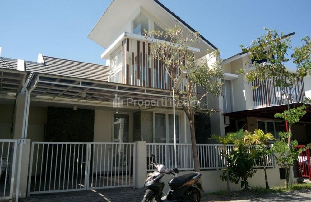 Jual Rumah Bagus Minimalis di Griya Babatan Mukti Surabaya