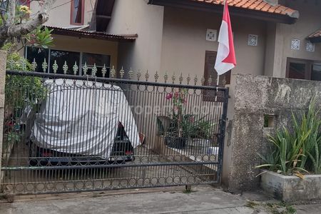 Dijual Rumah Siap Huni dan Warung Ada 3 SHM di Peru Sari, Jimbaran, Badung