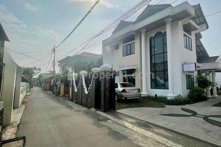 Jual Cepat Rumah Mewah 2 Lantai Harga di Bawah Pasaran Lelangan Bank Bisa KPR di M. Toha Bandung