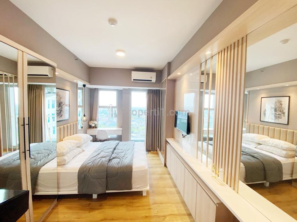 Sewa Apartemen Anderson Pakuwon Mall Tipe Studio Full Furnished Modern Mewah Siap Huni Akses Mall, PTC, Supermall
