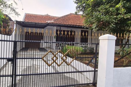 Jual Rumah Lama Luas dan Bagus di Ciwaringin Kota Bogor