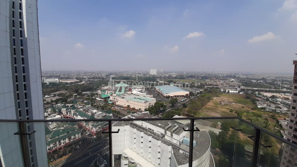 Dijual Apartemen Windsor, Puri Indah, Jakarta Barat - 3 BR Furnished