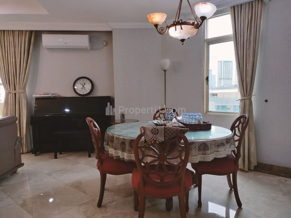 Disewakan Apartment Kusuma Chandra 3+1 BR Full Furnished Strategis Area