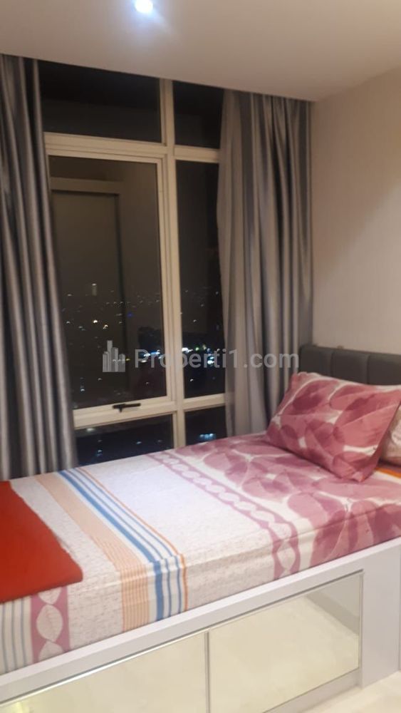 Sewa Apartemen Royal Mediterania Tower Marigold, Central Park, Jakarta Barat