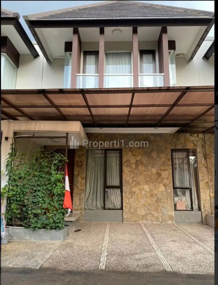 Dijual Rumah 2 Lantai Dalam Perumahan di Jalan Ciliwung, Kramat Jati, Jakarta Timur