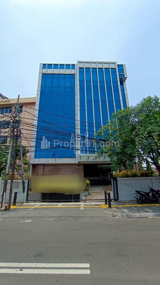 Disewakan Gedung di Cikini, Menteng, Jakarta Pusat