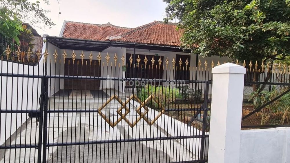 Jual Rumah Lama Luas dan Bagus di Ciwaringin Kota Bogor