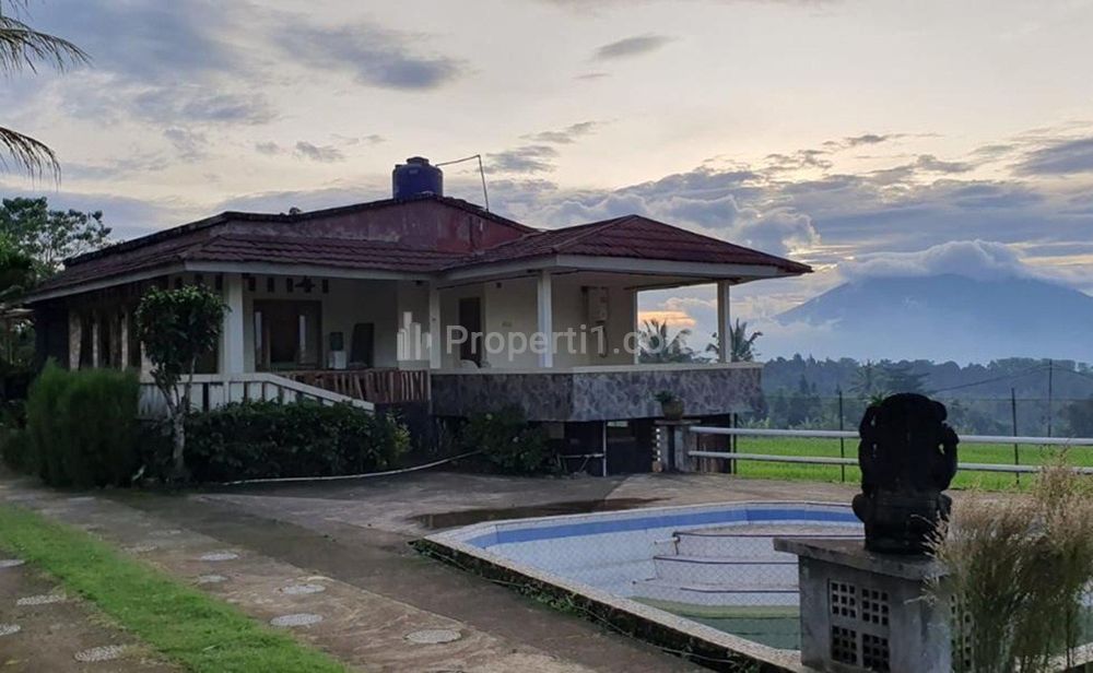 Dijual Villa Sejuk dan Nyaman di Sukakarya Kabupaten Bogor