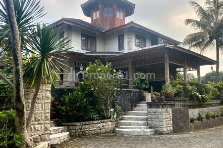 Dijual Villa Sejuk dan Nyaman di Sukakarya Kabupaten Bogor